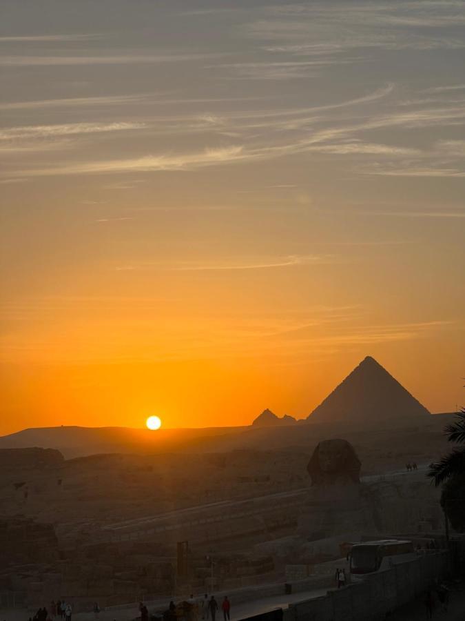 Blue Scarab Pyramids View 호텔 카이로 외부 사진